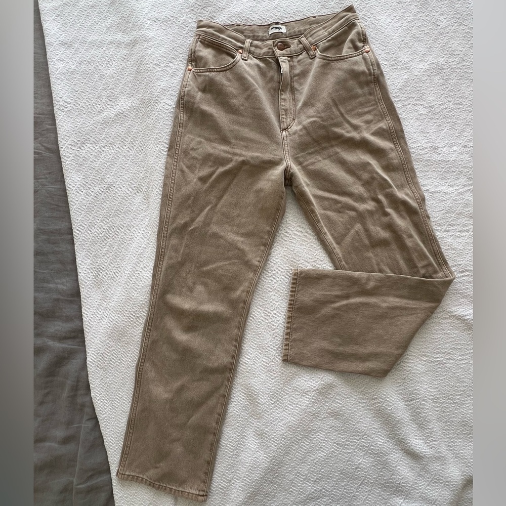 Wrangler High Rise Straight Jeans